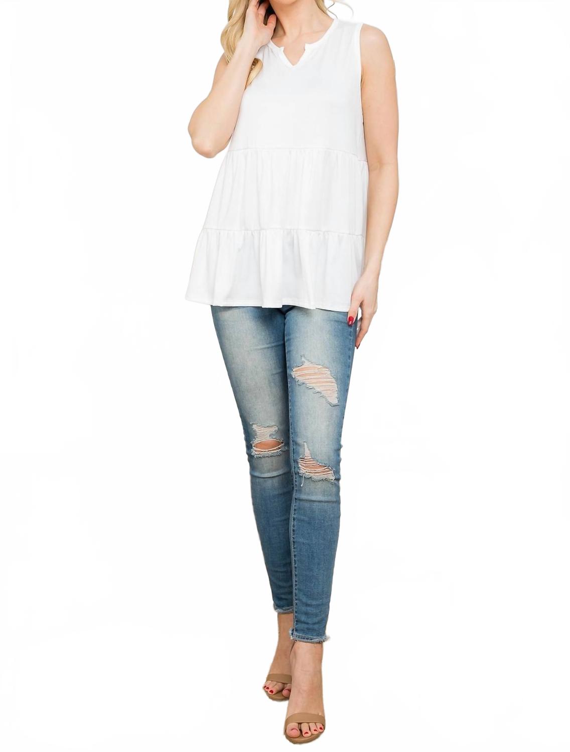 Топ с вырезом каре в белом цвете You and Me
Топ с вырезом каре в белом цвете You and Me