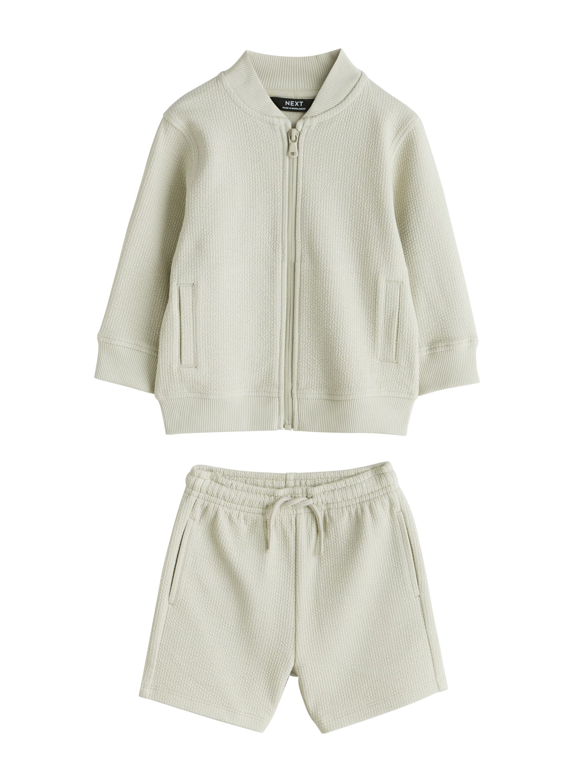 Next Вставка в пастельно-зеленом
Next Вставка в пастельно-зеленом