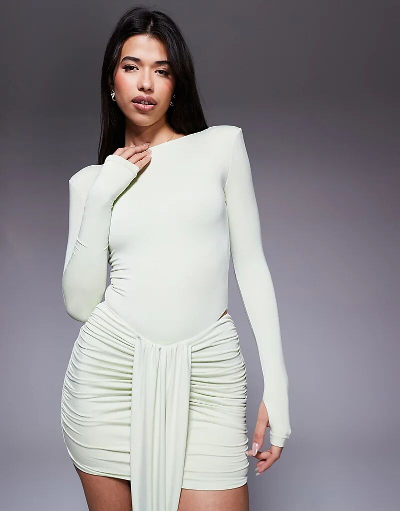 Wanderdoll Nara, скульптурное платье со второй кожей, вырезом-клоузом и длинными рукавами, в цвете матча
Wanderdoll Nara, скульптурное платье со второй кожей, вырезом-клоузом и длинными рукавами, в цвете матча