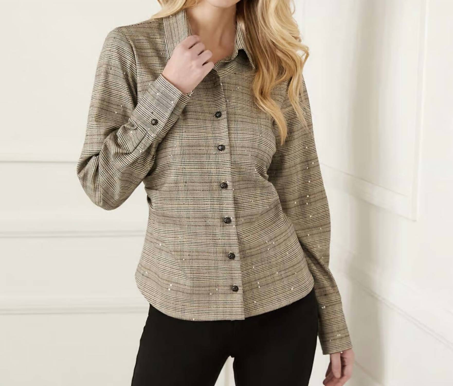 Рубашка с пайетками и боковой складкой в клетку Karen Kane, Plaid
Рубашка с пайетками и боковой складкой в клетку Karen Kane, Plaid