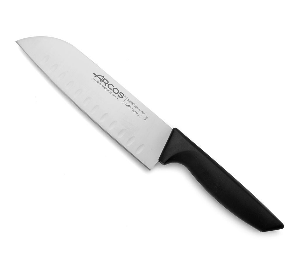 Нож Сантоку Arcos Nizza 135500 нож из нержавеющей стали из нитрума и полипропилена для манго с лезвием 18 см в блистерной упаковке
Нож Сантоку Arcos Nizza 135500 нож из нержавеющей стали из нитрума и полипропилена для манго с лезвием 18 см в блистерной упаковке