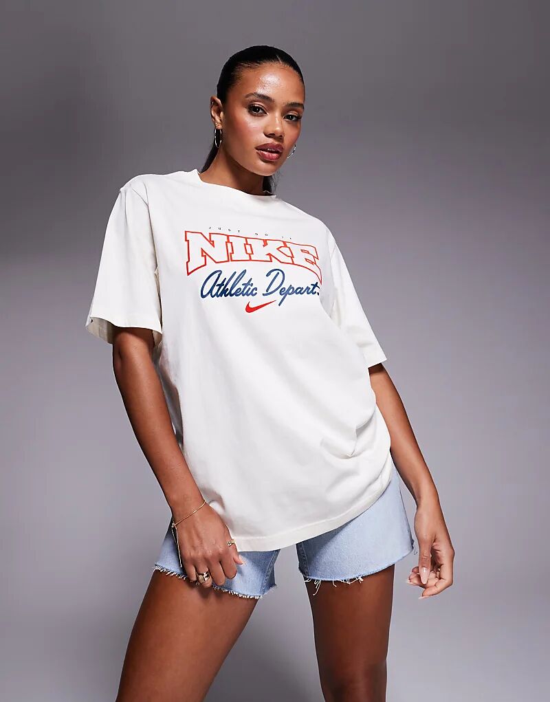 Футболка с графическим принтом Nike Athletic Department белого цвета
Футболка с графическим принтом Nike Athletic Department белого цвета