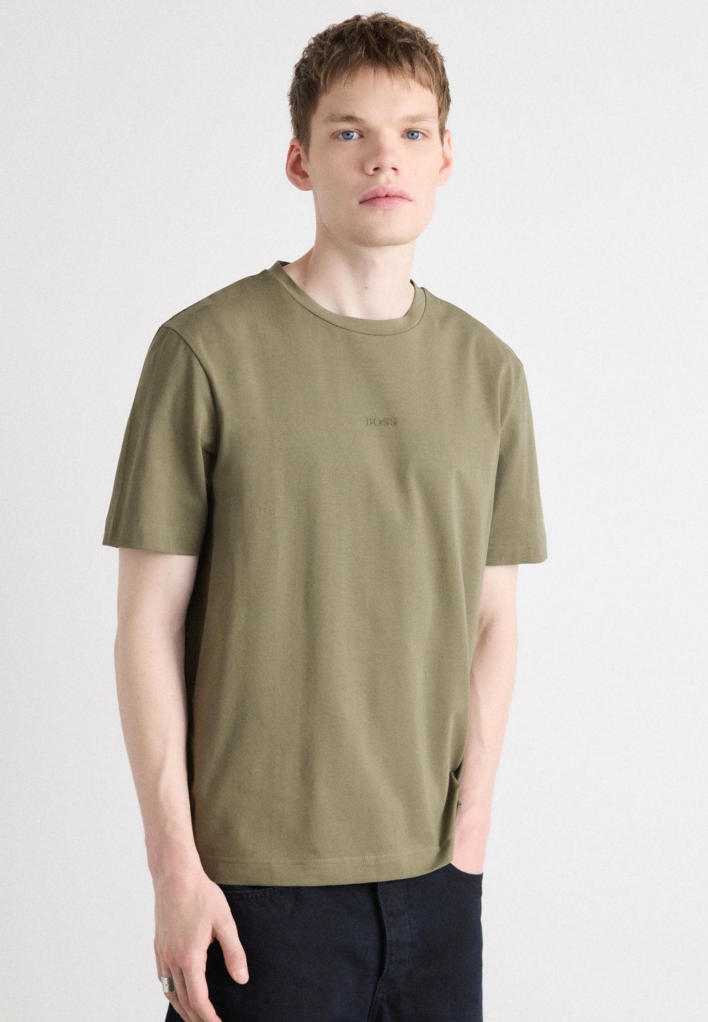 Базовая футболка BOSS, зеленый
Базовая футболка BOSS, зеленый