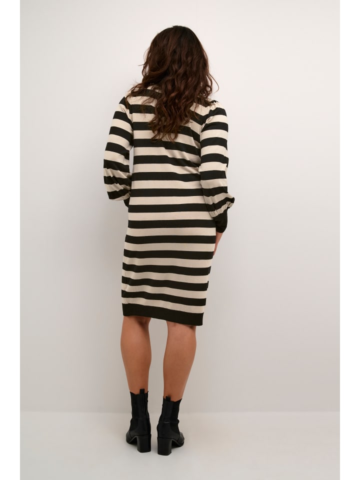 Платье до колена Kaffe
Платье до колена Kaffe