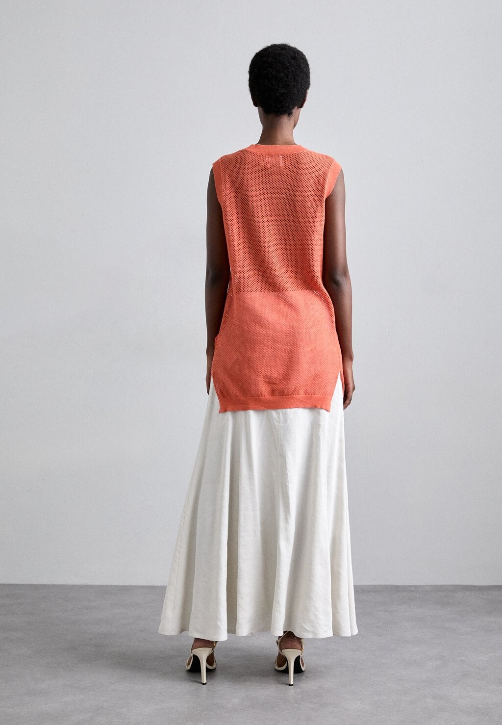 Жилет BUTTON UP POINTELLE KNITID, оранжевый
Жилет BUTTON UP POINTELLE KNITID, оранжевый