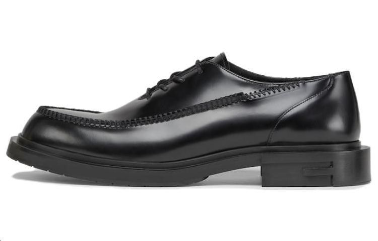 Футболка мужская повседневная обувь мужская черная FENDI
Футболка мужская повседневная обувь мужская черная FENDI