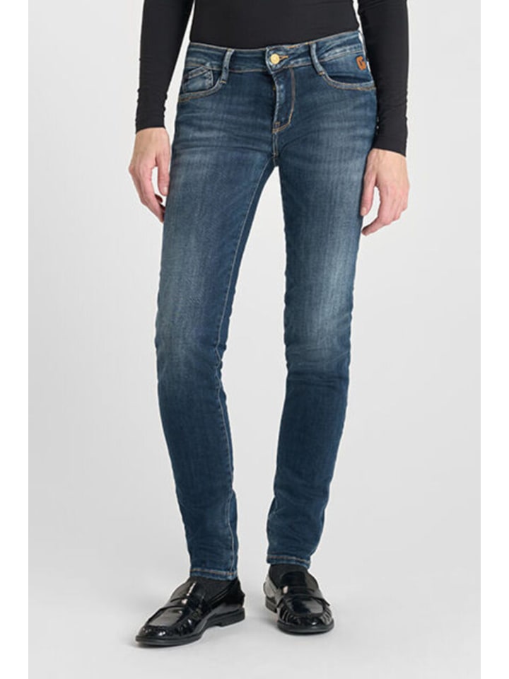 Le Temps des Cerises Джинсы Mallo синего цвета
Le Temps des Cerises Джинсы Mallo синего цвета