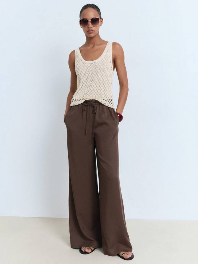 Хлопковый камзол Juancho с круглым вырезом Mango
Хлопковый камзол Juancho с круглым вырезом Mango