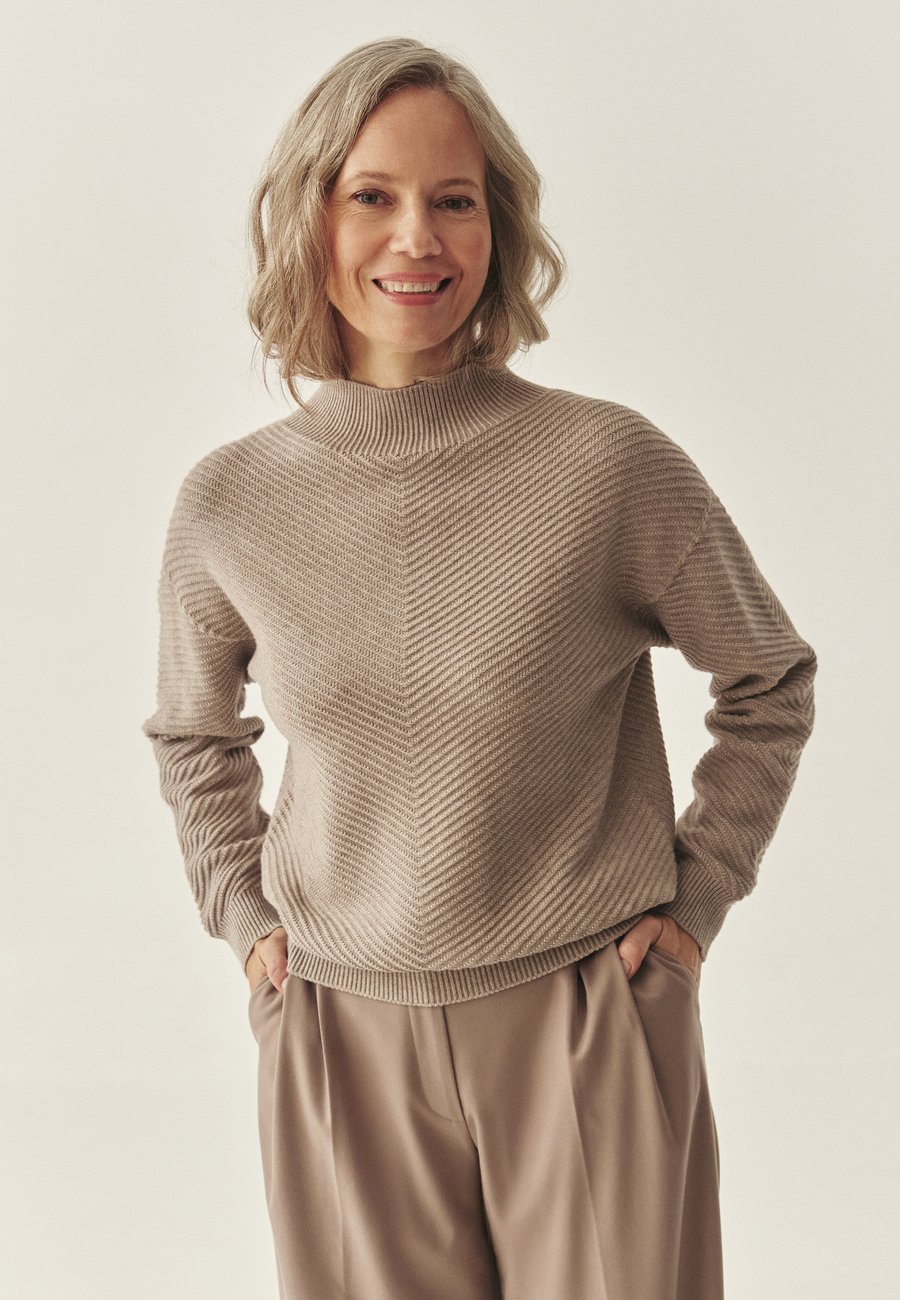 Джемпер TATUUM IRISA, Beige Melange/Tan
Джемпер TATUUM IRISA, Beige Melange/Tan