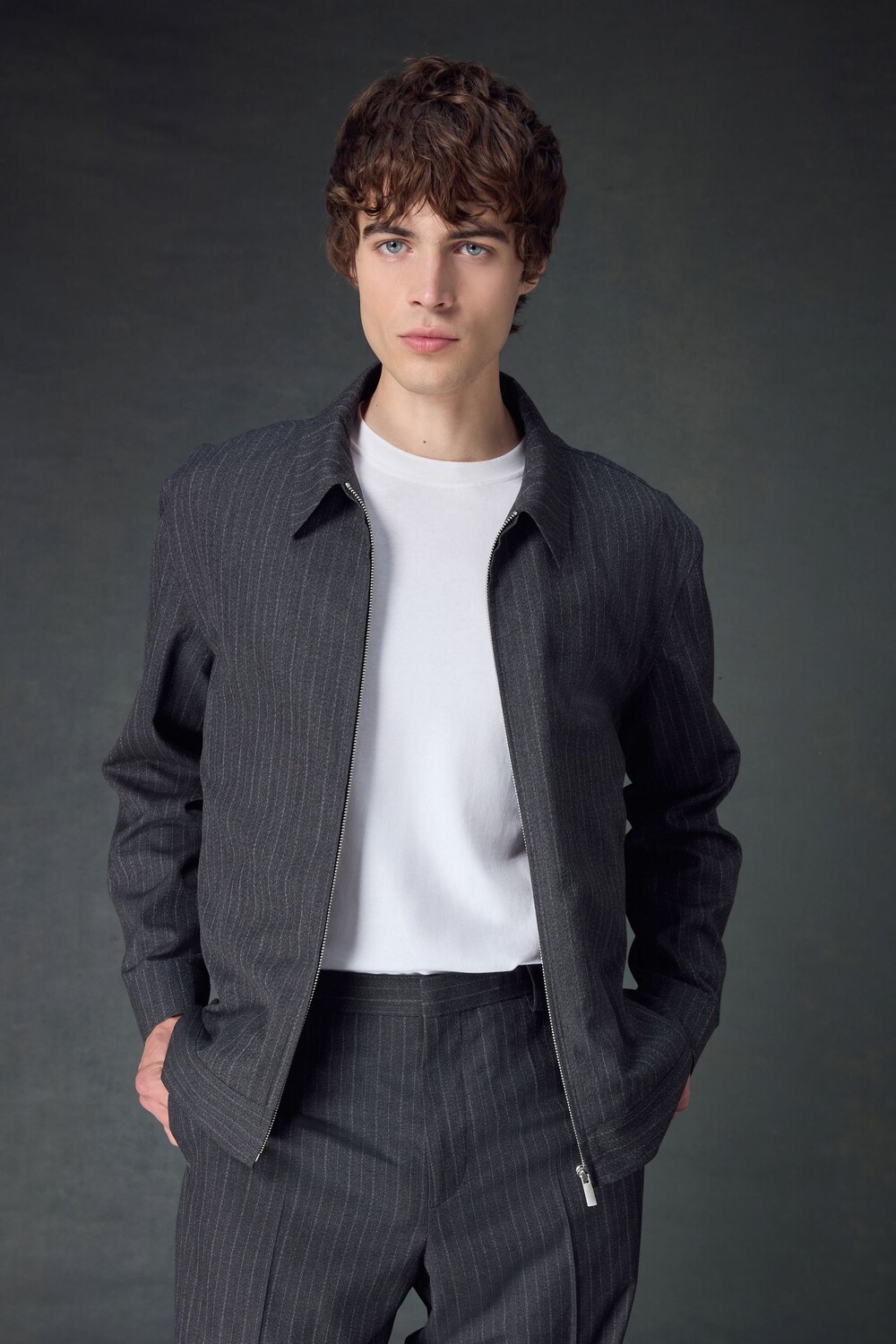 Полосатая куртка Next, серый
Полосатая куртка Next, серый