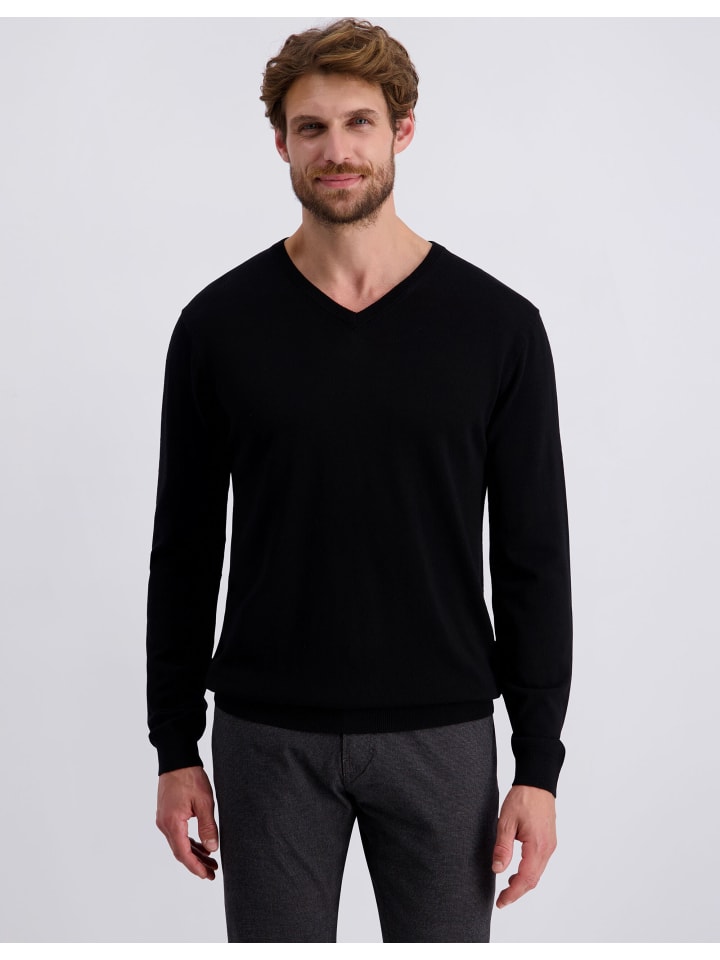 Pierre Cardin Черный свитер
Pierre Cardin Черный свитер