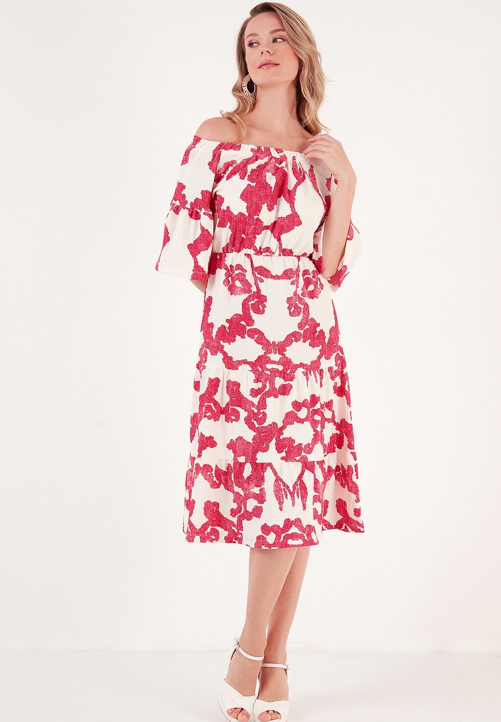 Летнее платье Regular Fit LELA, фуксия
Летнее платье Regular Fit LELA, фуксия