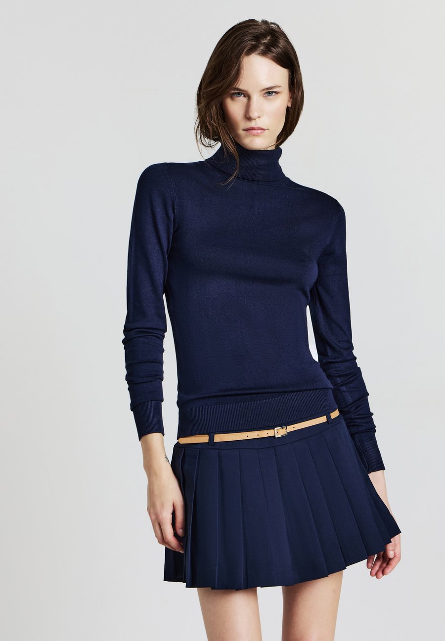 Джемпер Calliope DOLCEVITA A UNITA, Blu Notte/Dark Blue
Джемпер Calliope DOLCEVITA A UNITA, Blu Notte/Dark Blue