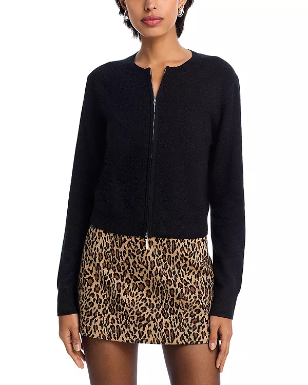 Кардиган Aqua из 100% кашемира с застежкой-молнией по всей длине и круглым вырезом - эксклюзивная модель. Aqua, черный
Кардиган Aqua из 100% кашемира с застежкой-молнией по всей длине и круглым вырезом - эксклюзивная модель. Aqua, черный