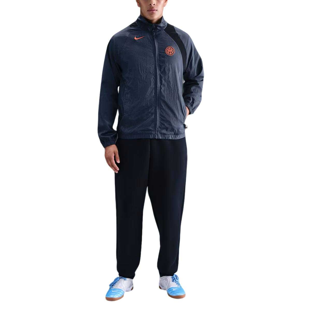 Футболка Inter Milan мужская Nike, thunder синий/черный/safety оранжевый
Футболка Inter Milan мужская Nike, thunder синий/черный/safety оранжевый