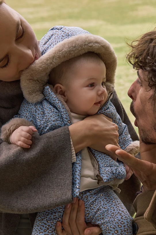 Двусторонняя куртка для малышей Mayoral Newborn, синий
Двусторонняя куртка для малышей Mayoral Newborn, синий