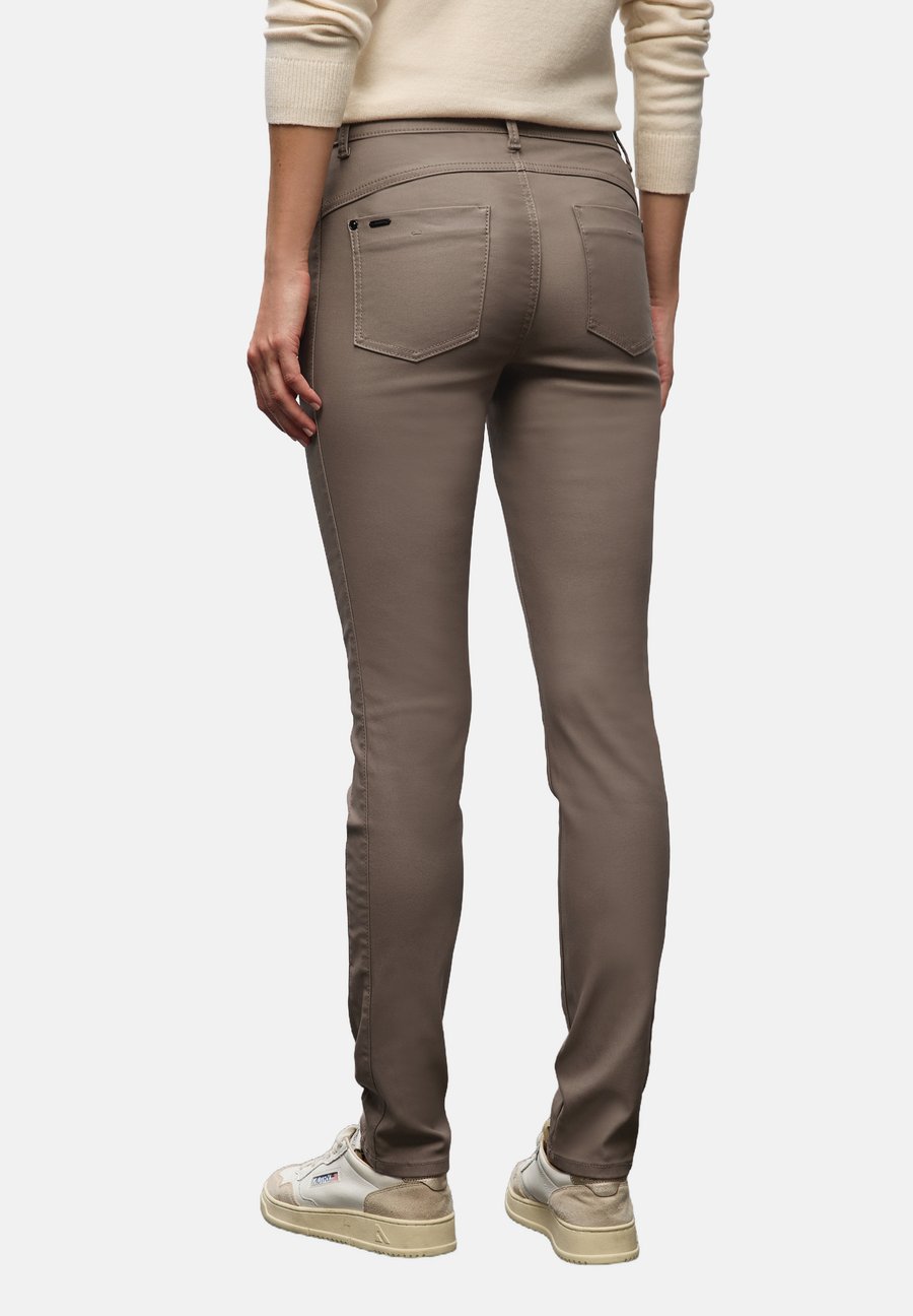 Брюки Street One SLIM FIT COATED, Braun/Brown
Брюки Street One SLIM FIT COATED, Braun/Brown