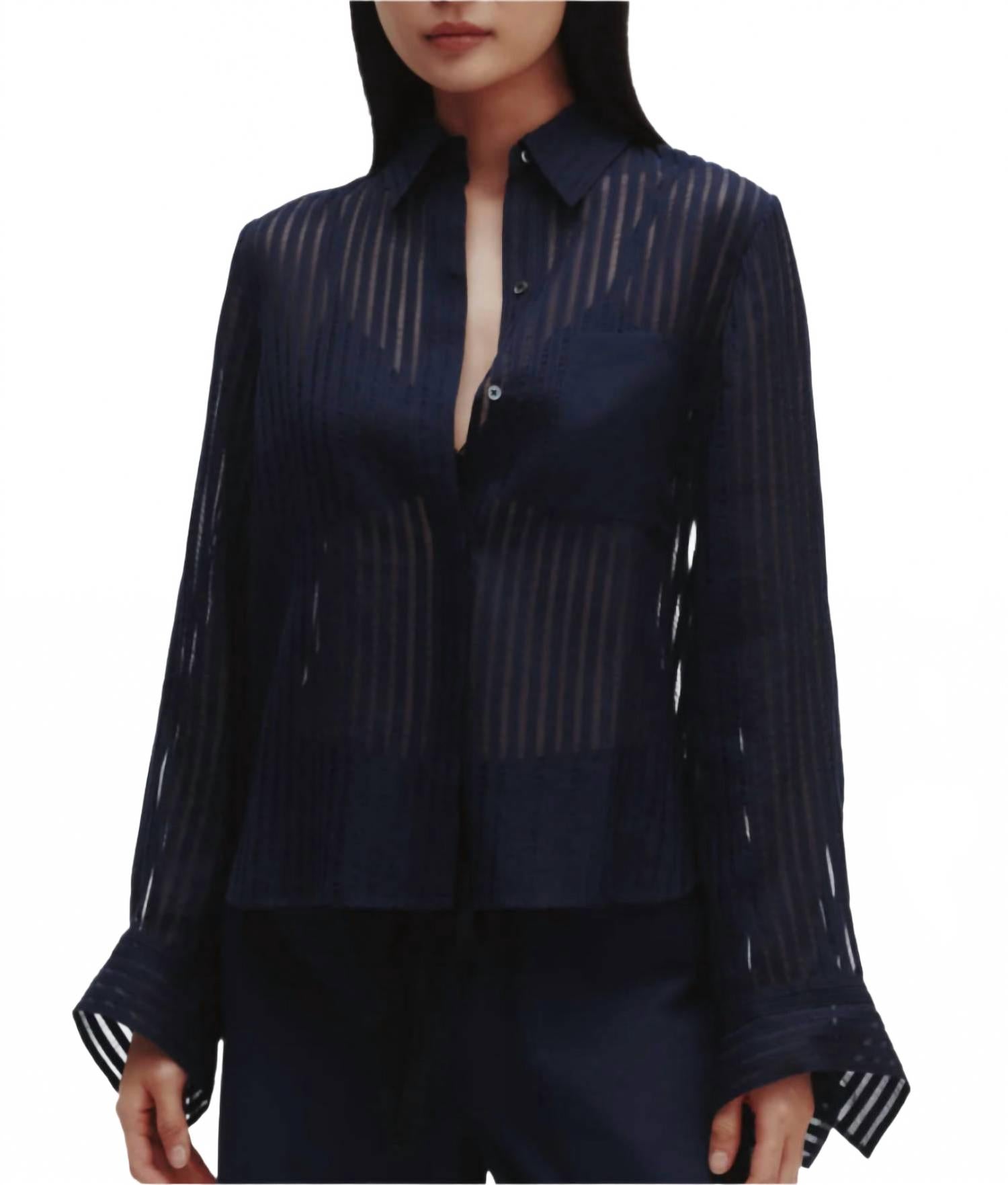 TWP Рубашка из шелковой органзы в стиле "бойфренд" цвета "полуночный"
TWP Рубашка из шелковой органзы в стиле "бойфренд" цвета "полуночный"