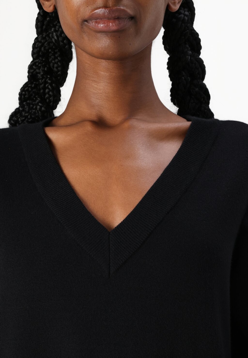 Платье-джемпер VIAMANDA LONG V NECK DRESS VILA, черный
Платье-джемпер VIAMANDA LONG V NECK DRESS VILA, черный