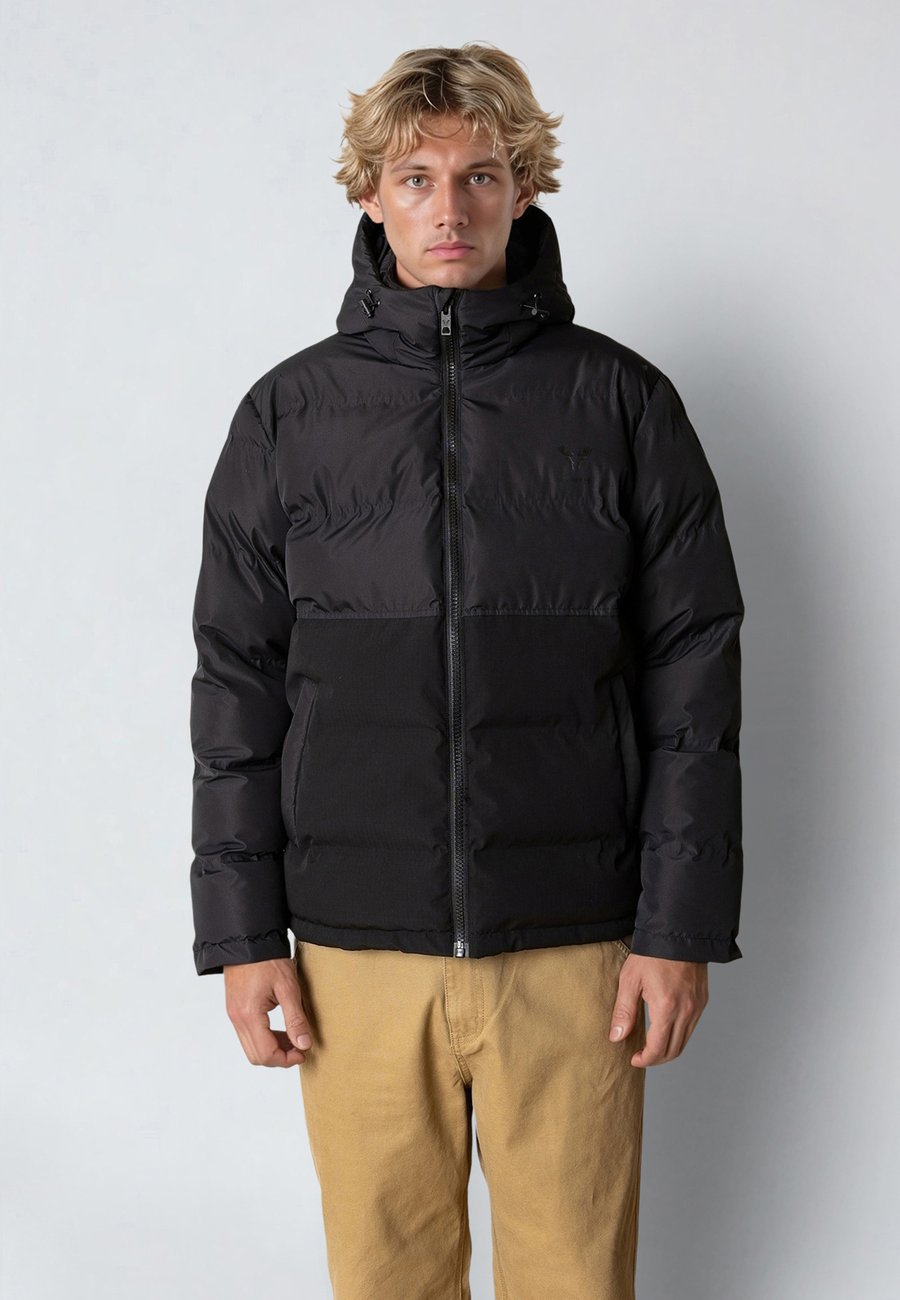 Куртка Fat Moose Winter jacket, Black Fm-Black/Black
Куртка Fat Moose Winter jacket, Black Fm-Black/Black