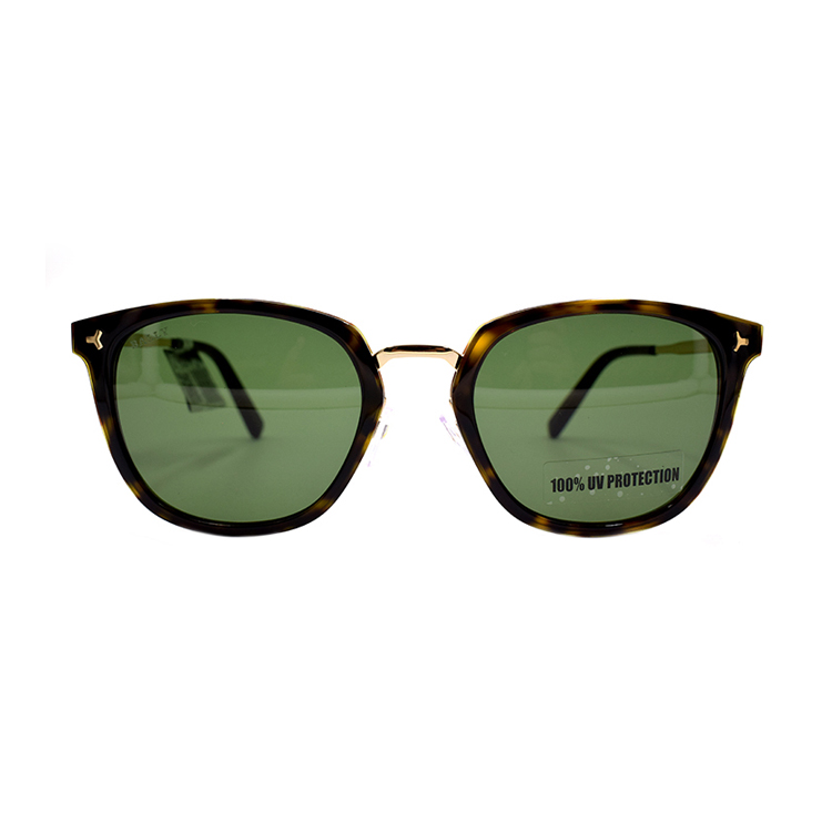 Солнцезащитные очки мужские BALLY
Солнцезащитные очки мужские BALLY