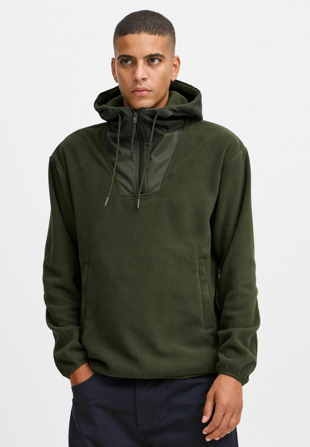 Толстовка с капюшоном Blend, оливковый
Толстовка с капюшоном Blend, оливковый