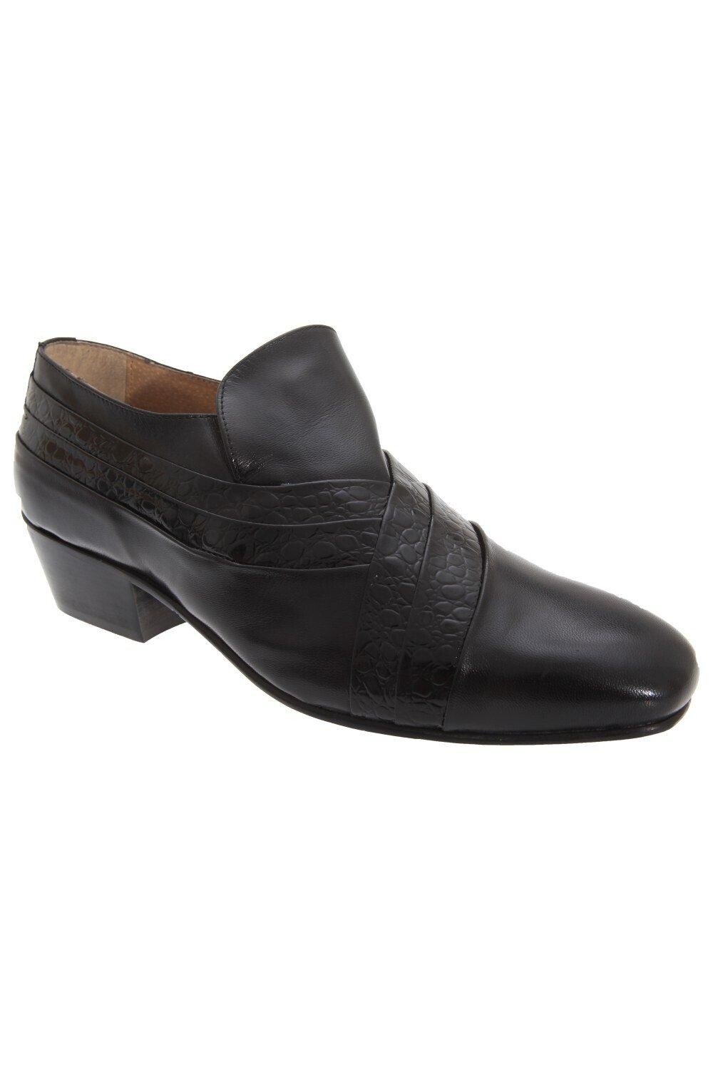 Кожаные туфли для рептилий со складками на союзке Montecatini, черный
Кожаные туфли для рептилий со складками на союзке Montecatini, черный