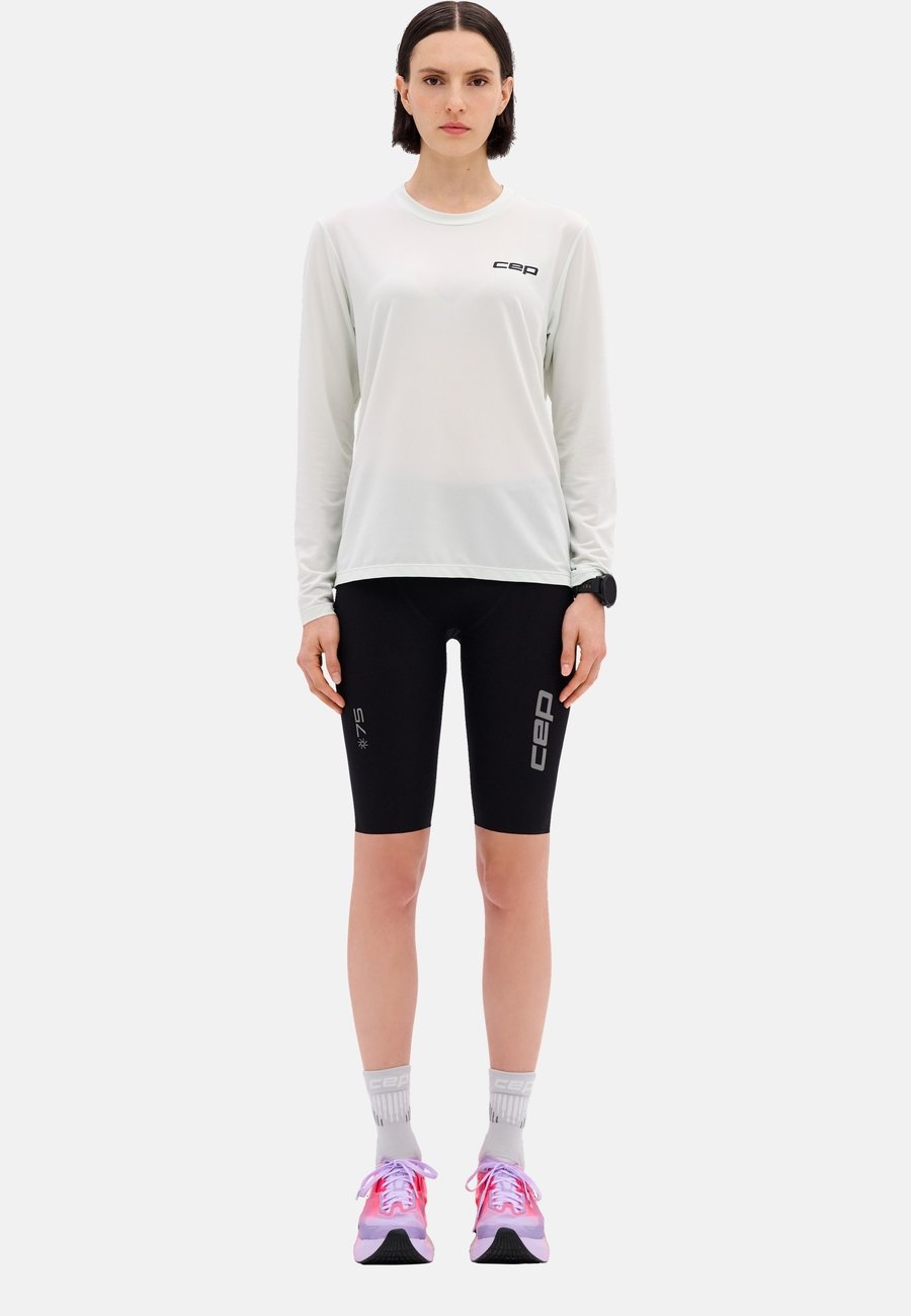 Топ CEP CORE RUN LONG SLEEVE, Ice/White
Топ CEP CORE RUN LONG SLEEVE, Ice/White