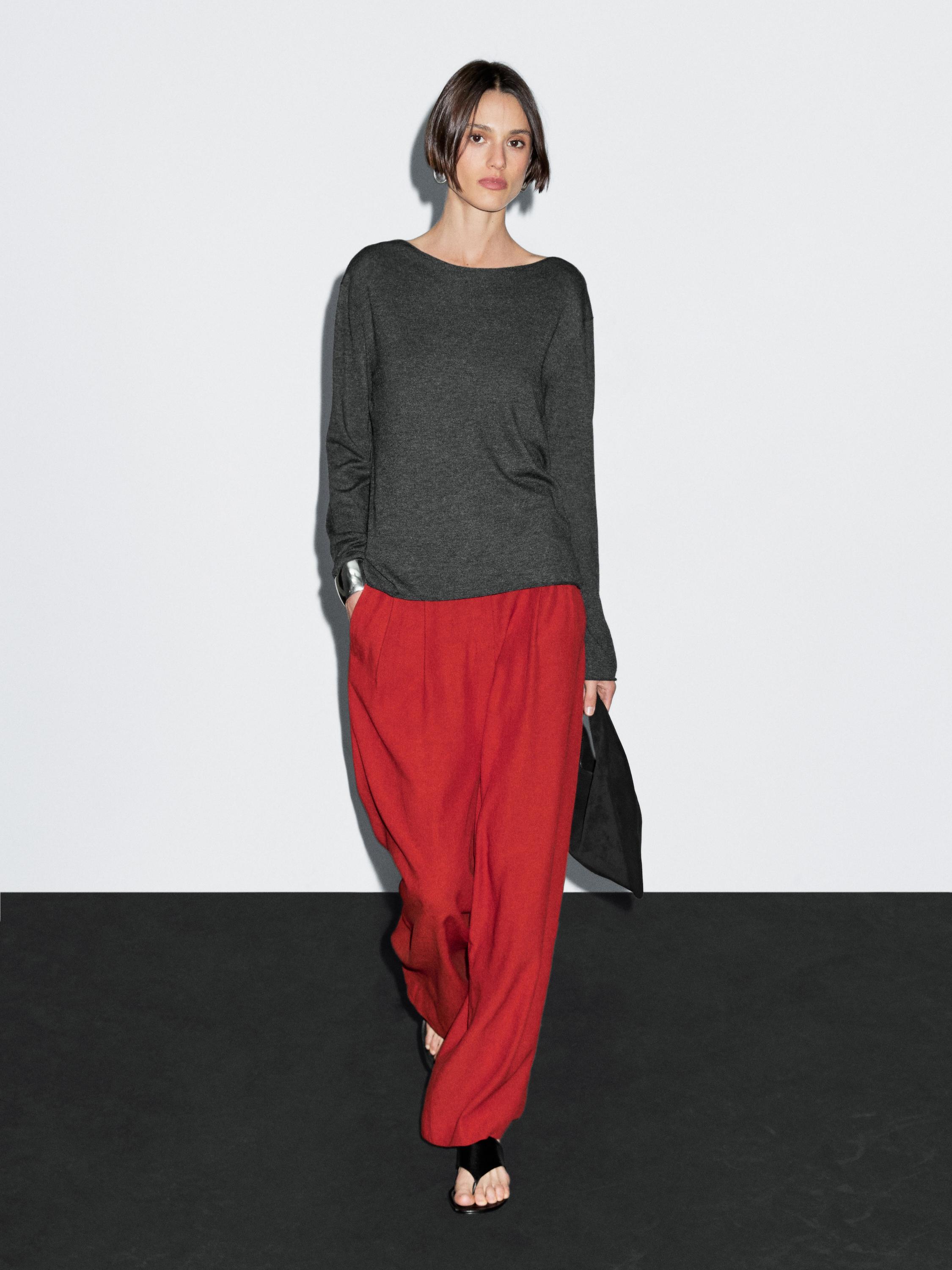 Свитер с вырезом-лодочкой из смесовой шерсти Massimo Dutti, антрацитово-серый
Свитер с вырезом-лодочкой из смесовой шерсти Massimo Dutti, антрацитово-серый