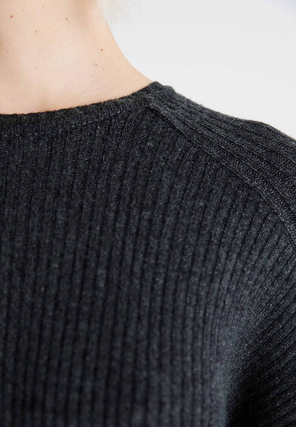 Платье-джемпер ONLFIA KATIA DRESS ONLY, цвет Mottled Dark Grey
Платье-джемпер ONLFIA KATIA DRESS ONLY, цвет Mottled Dark Grey