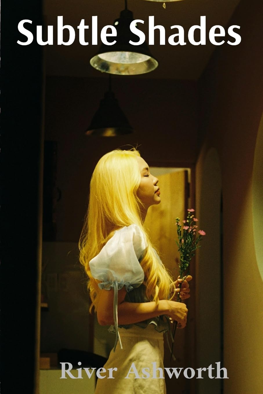 Subtle Shades: An Artist's Handbook on Capturing Mood and Atmosphere through Gradation, Contrast, and Opacity (River Ashworth)
Subtle Shades: An Artist's Handbook on Capturing Mood and Atmosphere through Gradation, Contrast, and Opacity (River Ashworth)