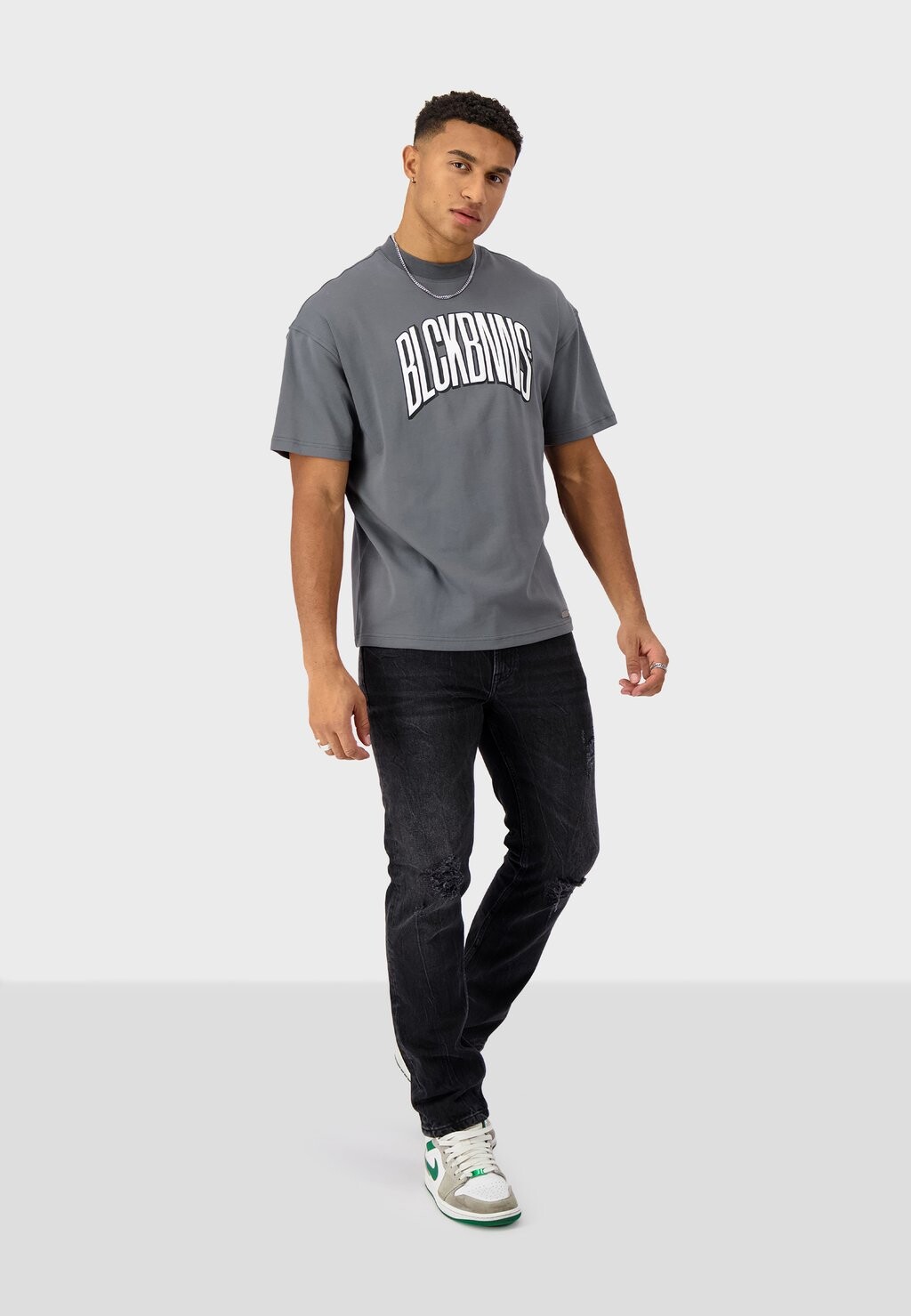 Джинсы свободного кроя DESTROYED Black Bananas, черный
Джинсы свободного кроя DESTROYED Black Bananas, черный