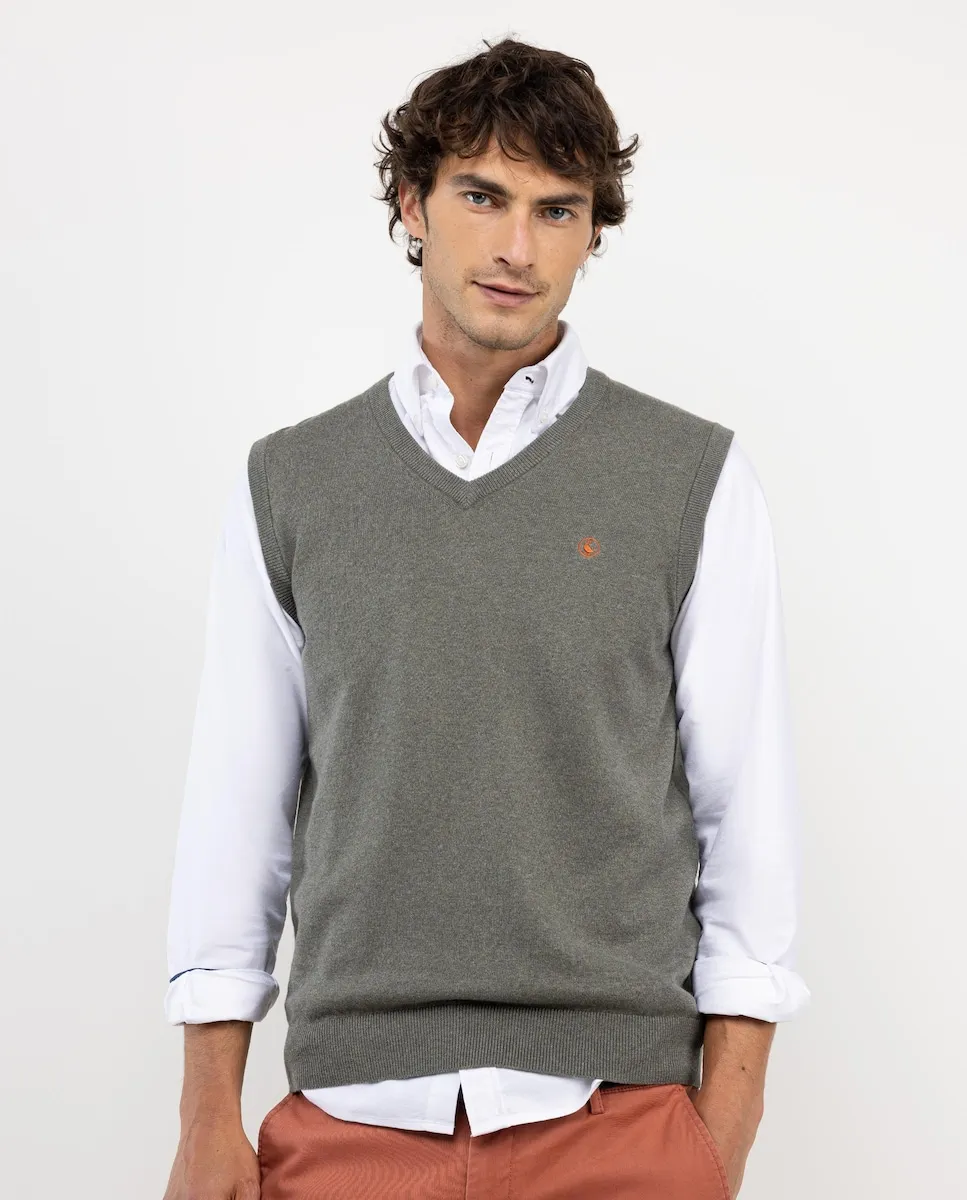 Мужской жилет из гладкого трикотажа El Ganso, зеленый
Мужской жилет из гладкого трикотажа El Ganso, зеленый