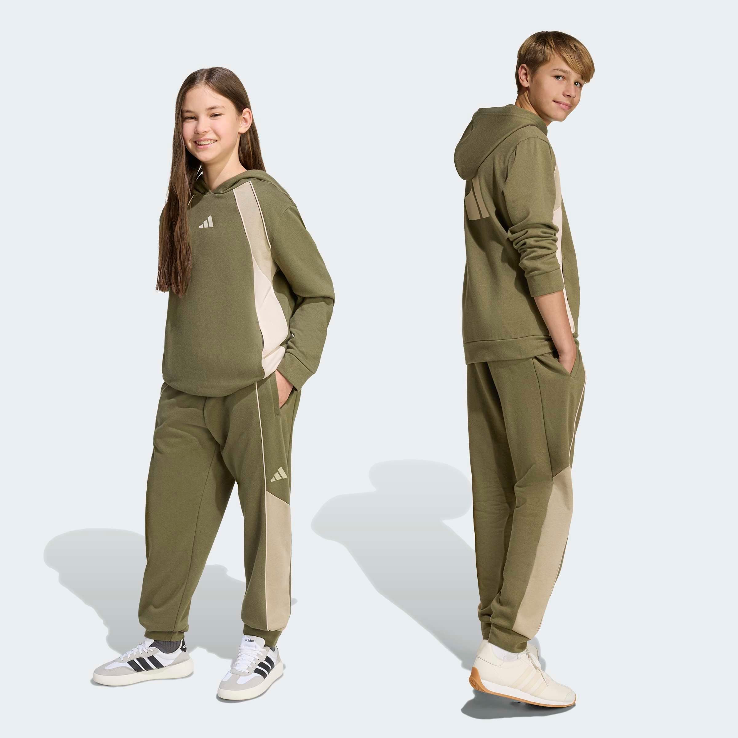 Adidas Sportswear Штаны для тренировок свободного кроя в цвете Olive
Adidas Sportswear Штаны для тренировок свободного кроя в цвете Olive
