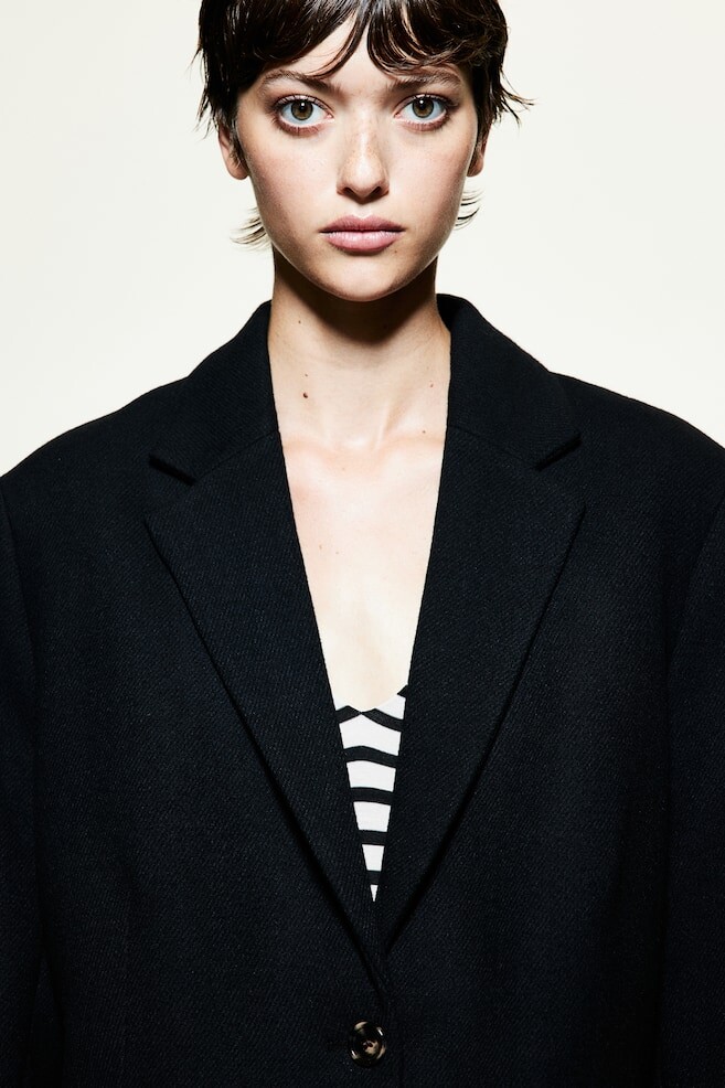 Саржевый пиджак H&M, черный
Саржевый пиджак H&M, черный