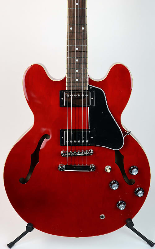 Электрогитара Epiphone Dot ES-335 Cherry 
Электрогитара Epiphone Dot ES-335 Cherry