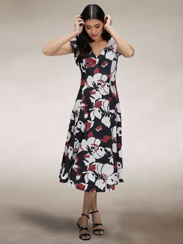 Платье миди а-силуэта с цветочным рисунком HotSquash, цвет Burgundy/White
Платье миди а-силуэта с цветочным рисунком HotSquash, цвет Burgundy/White