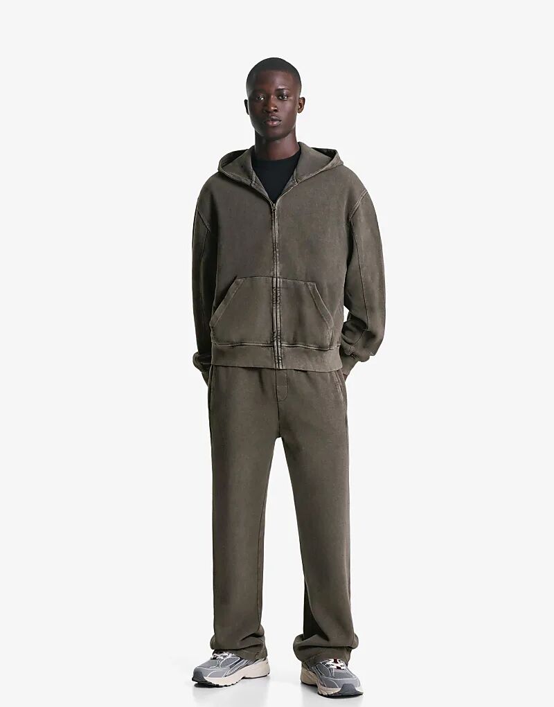 Брюки пике Bershka с эффектом потертости в черно-белом цвете
Брюки пике Bershka с эффектом потертости в черно-белом цвете