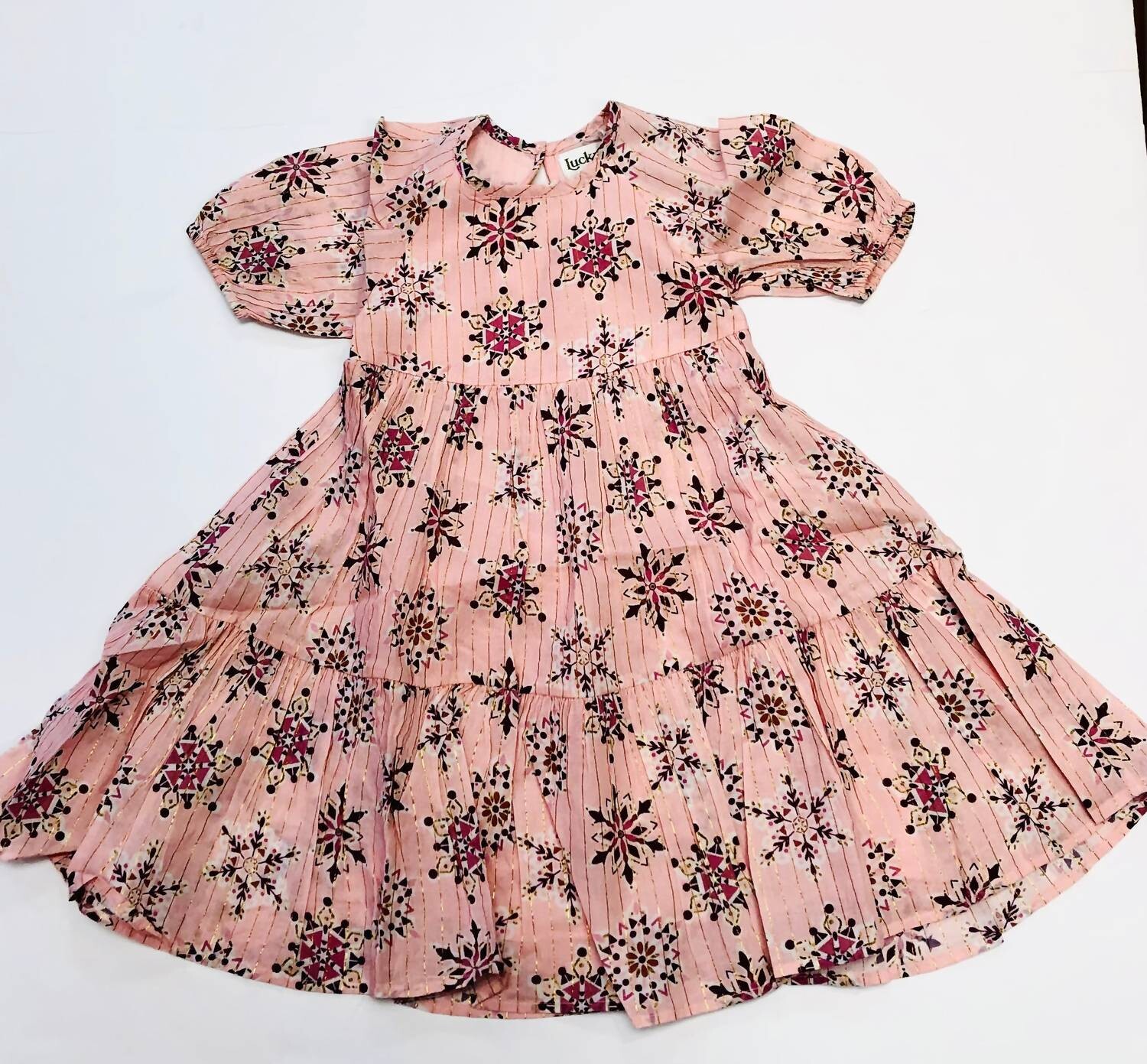 Розовое праздничное платье со снежинками для девочек Lucky Jade, розовый
Розовое праздничное платье со снежинками для девочек Lucky Jade, розовый