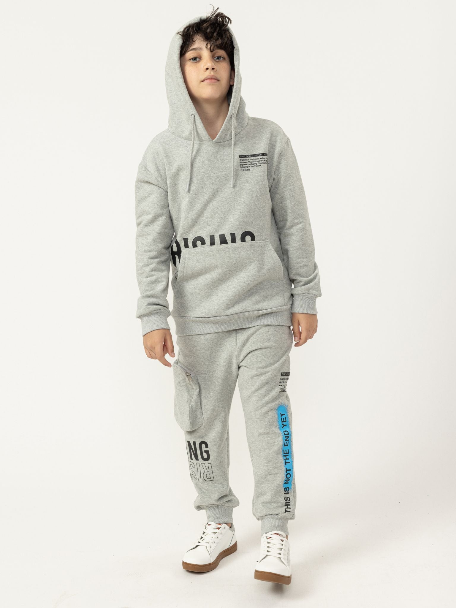 RISING FASHION ТОП-КОФТА С КАПЮШОНОМ Noizz, серый
RISING FASHION ТОП-КОФТА С КАПЮШОНОМ Noizz, серый