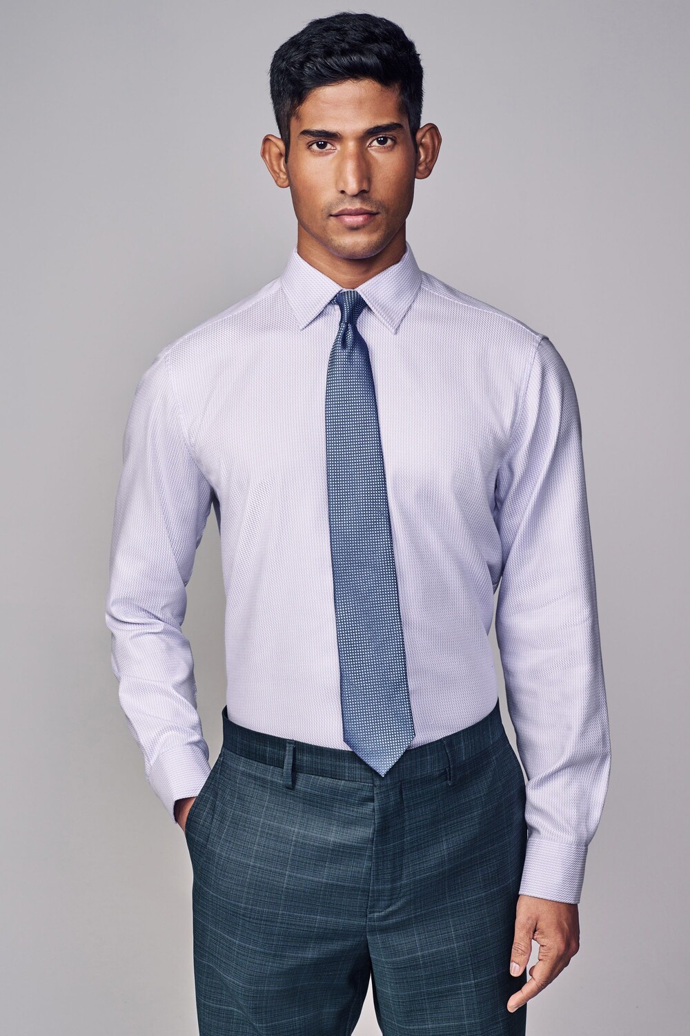 Рубашка из 100% хлопка премиум класса с фирменной отделкой, длинными рукавами и одинарными манжетами Next, фиолетовый