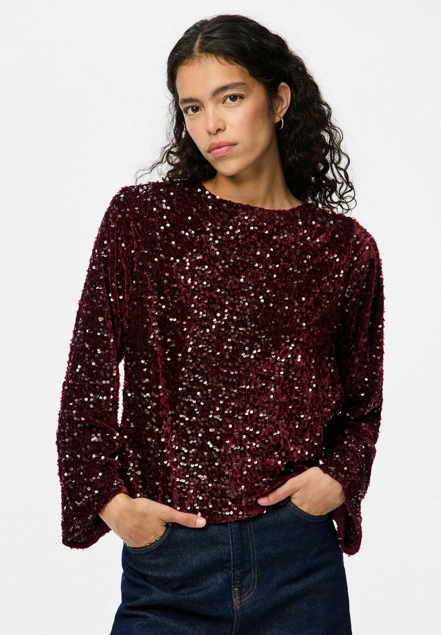 Блуза Pieces PCKAM LS DEEP BACK BOW, Tawny Port/Dark Red
Блуза Pieces PCKAM LS DEEP BACK BOW, Tawny Port/Dark Red