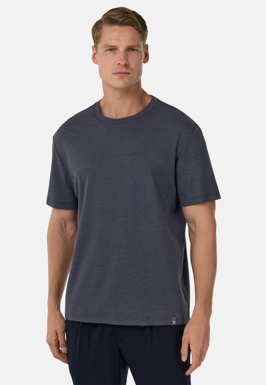 Футболка Boggi Milano Basic T-shirt, Navy Blue/Blue
Футболка Boggi Milano Basic T-shirt, Navy Blue/Blue