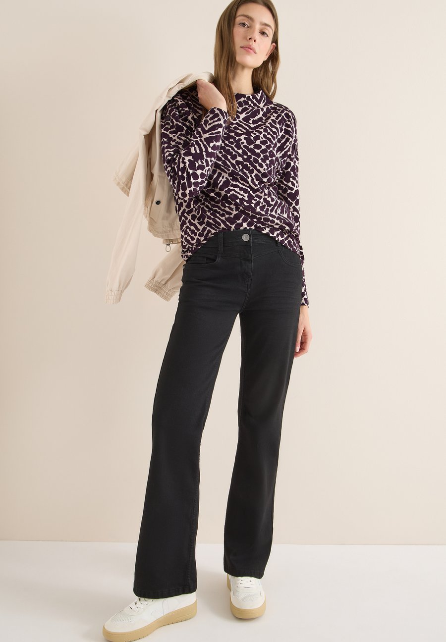 Топ Cecil PRINT MIT KNOPFDETAILS, Rot/Bordeaux
Топ Cecil PRINT MIT KNOPFDETAILS, Rot/Bordeaux