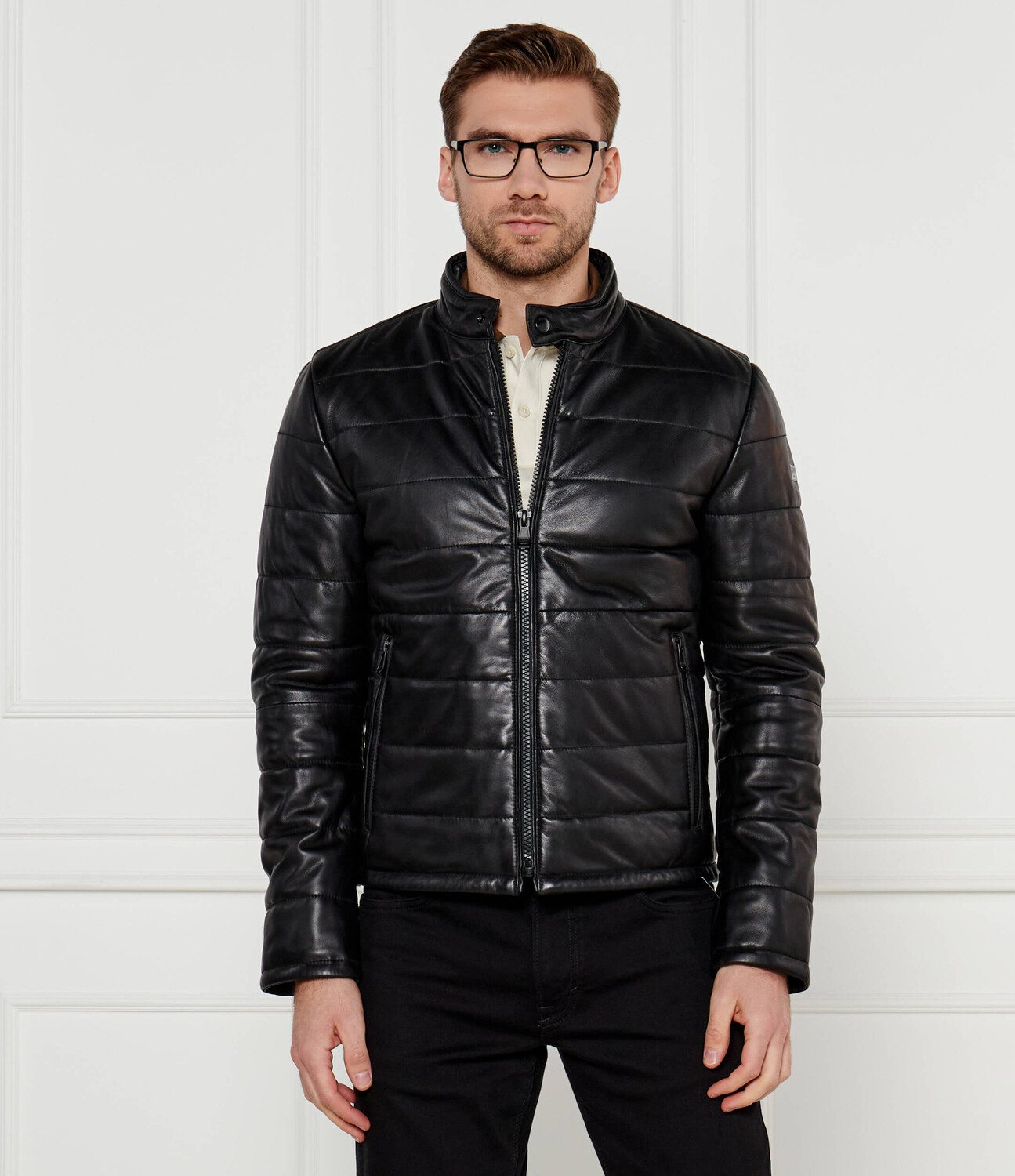 Кожаная куртка Joop! Jeans STEPO Slim Fit, черный
Кожаная куртка Joop! Jeans STEPO Slim Fit, черный