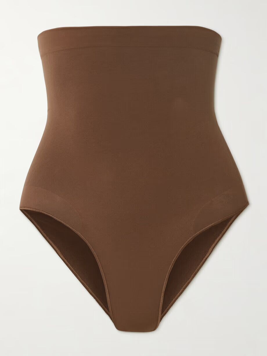 Бесшовные трусы с высокой талией Sculpt Skims, светло-коричневый
Бесшовные трусы с высокой талией Sculpt Skims, светло-коричневый