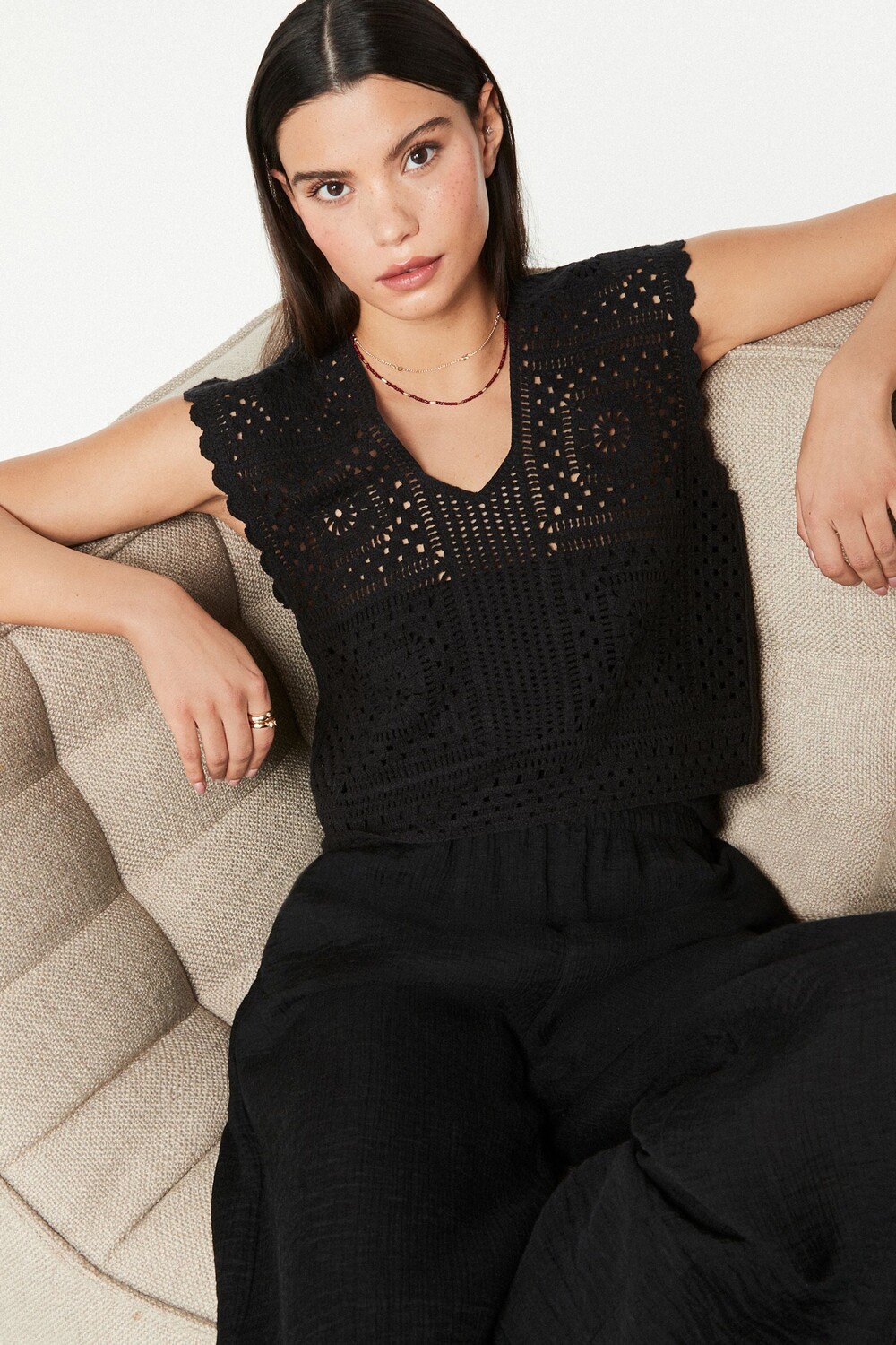 Футболка без рукавов с мотивом связанным крючком Next, черный
Футболка без рукавов с мотивом связанным крючком Next, черный