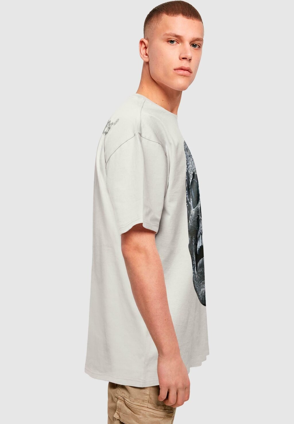 Футболка с принтом DIAMOND SKULL Forgotten Faces, светло-серый
Футболка с принтом DIAMOND SKULL Forgotten Faces, светло-серый