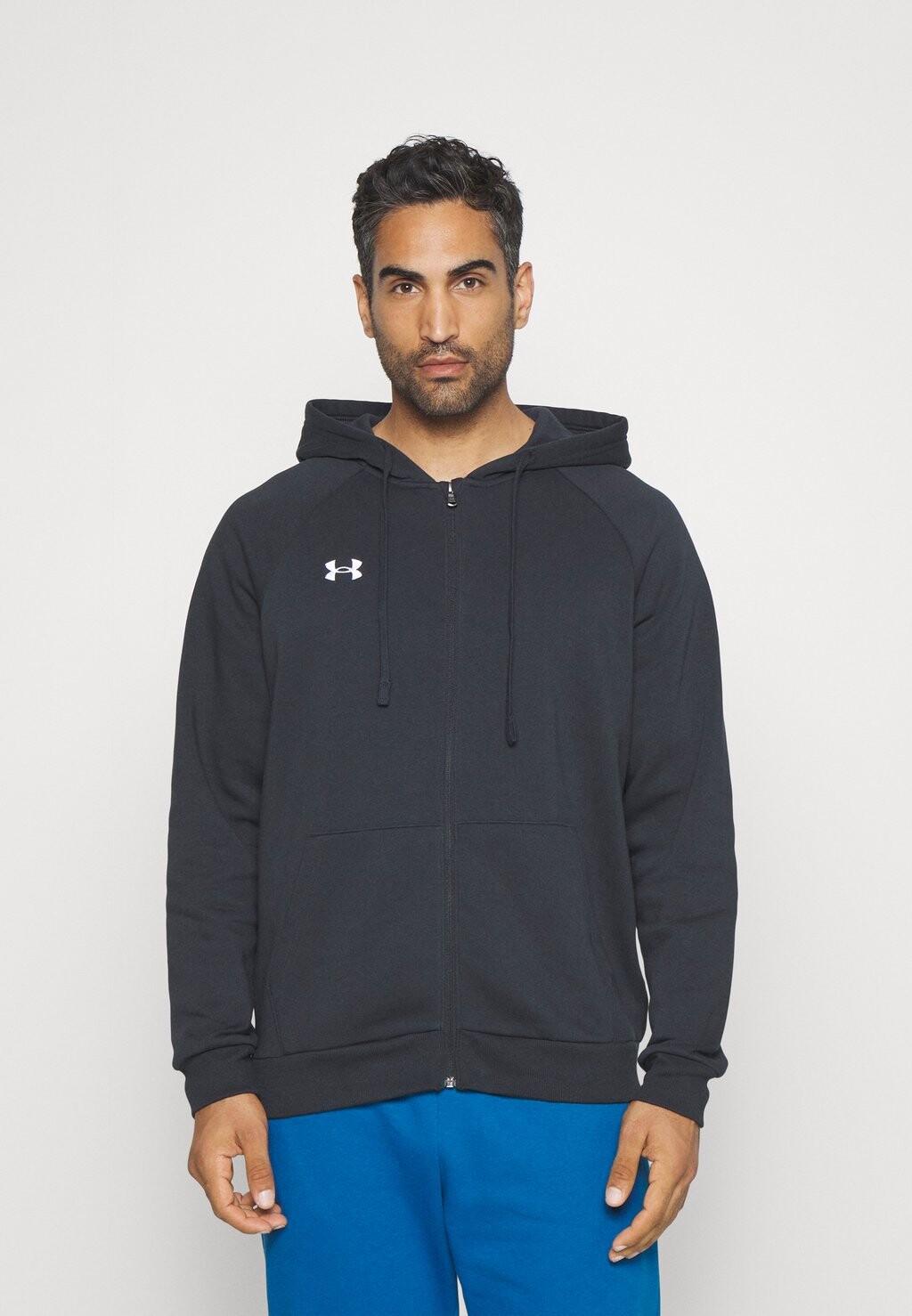 Толстовка на молнии RIVAL HOODIE Under Armour, черный/белый
Толстовка на молнии RIVAL HOODIE Under Armour, черный/белый