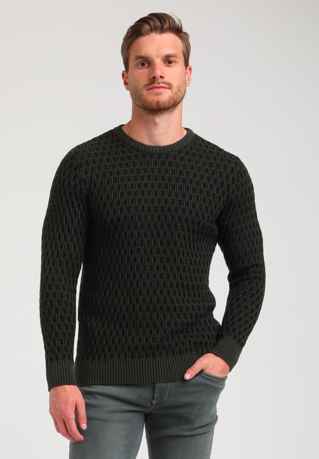 Свитер ROUND NECK Gabbiano, темно-зеленый
Свитер ROUND NECK Gabbiano, темно-зеленый